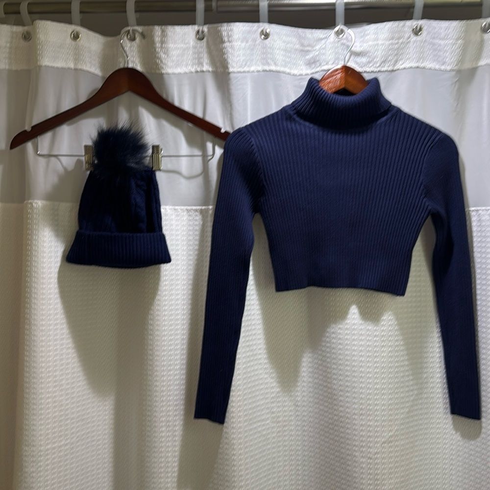 Daisy Cropped Sweater!!